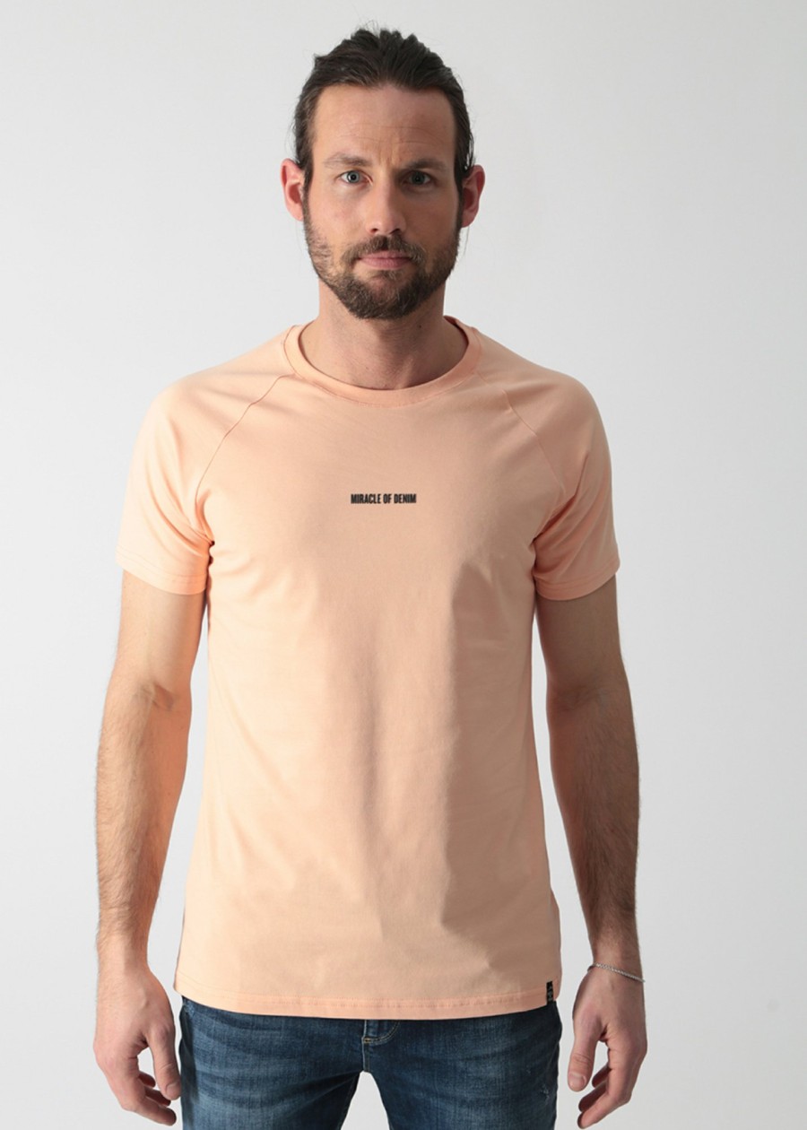 Herren MIRACLE OF DENIM | Logo T-Shirt / T-Shirtin Peach